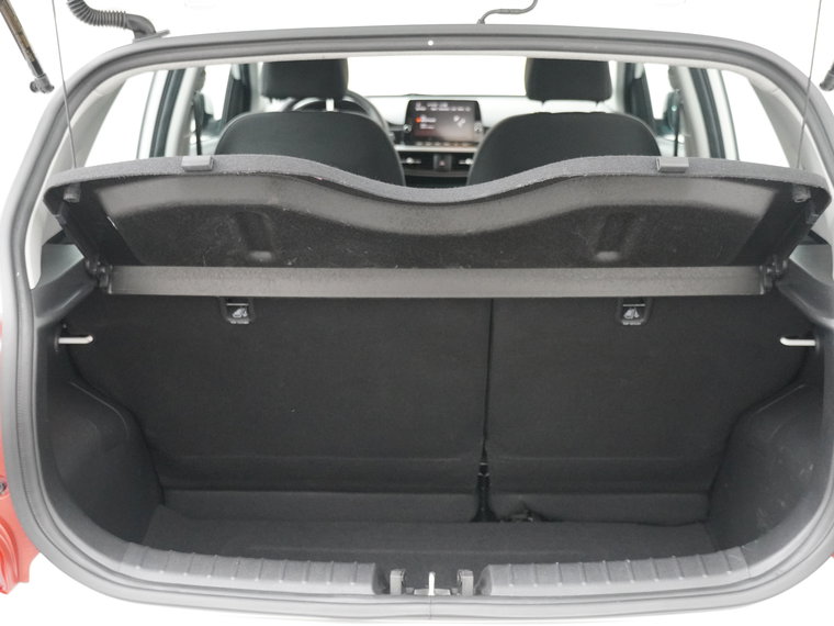 Vehicle Image 35