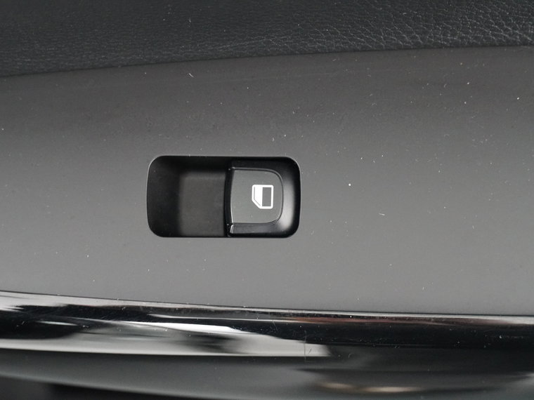 Vehicle Image 39