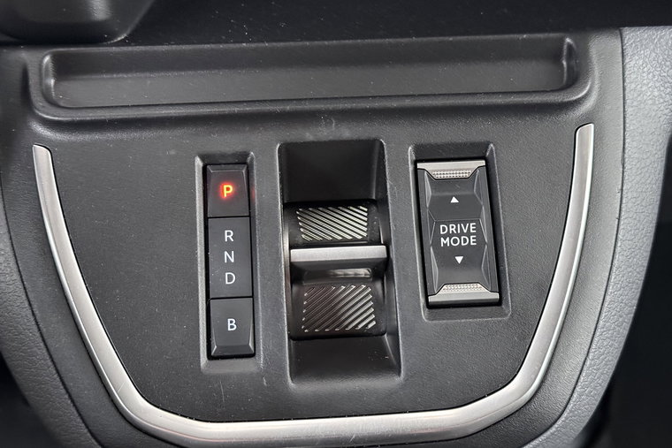 Vehicle Image 31