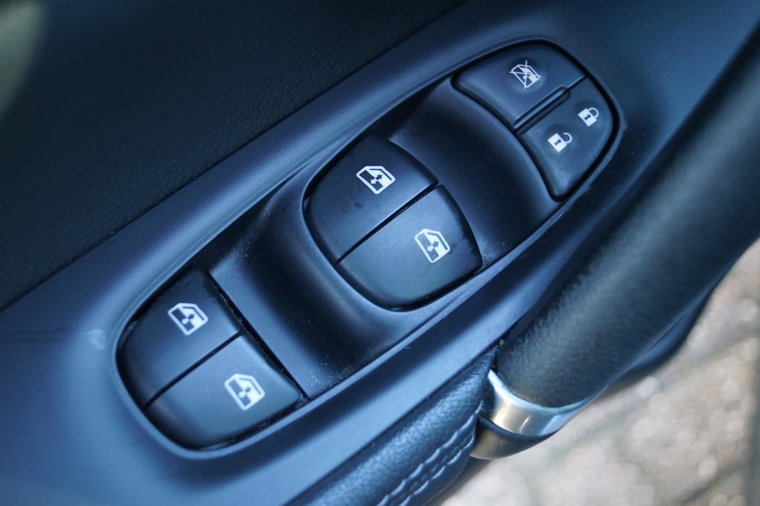 Vehicle Image 37