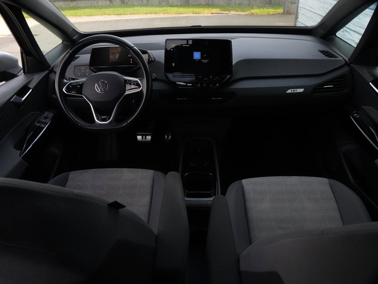 Vehicle Image 30