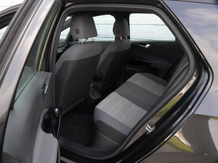 Vehicle Image 31