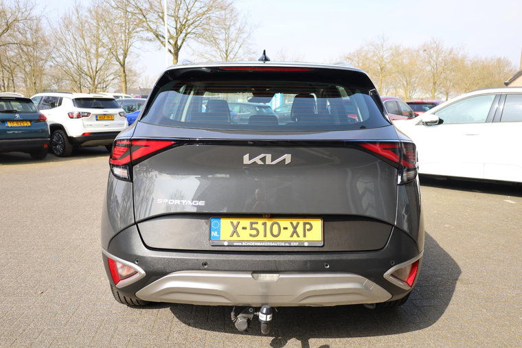 Vehicle Image 28