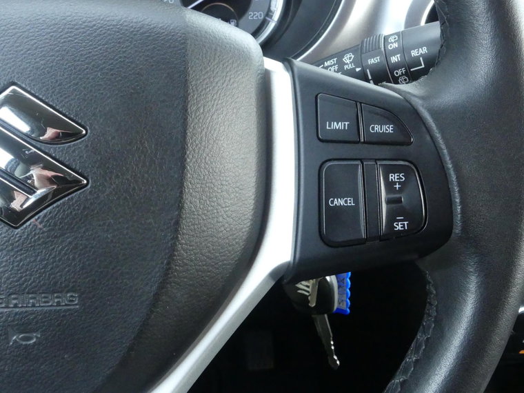 Vehicle Image 16