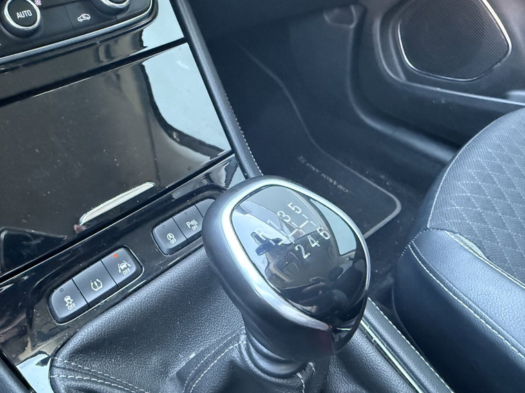 Vehicle Image 35