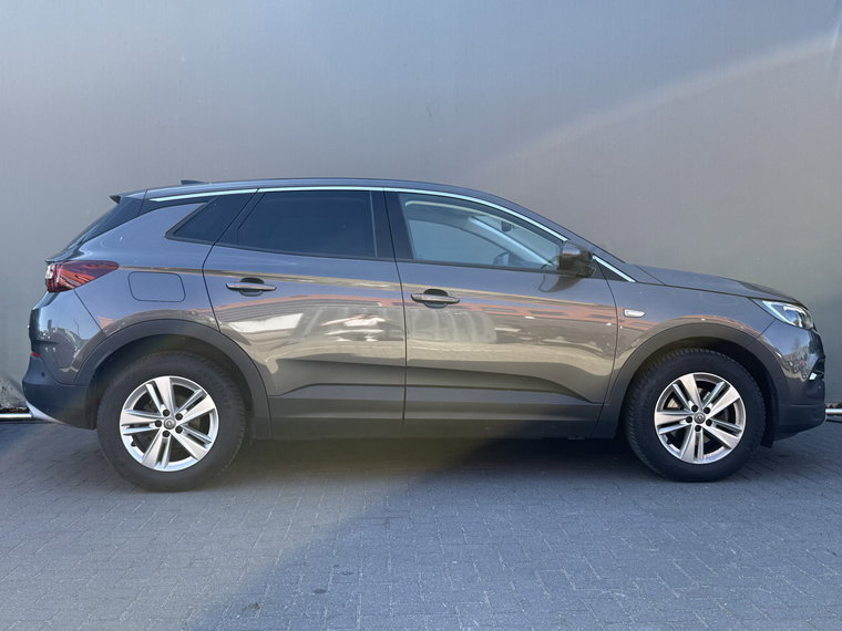 Vehicle Image 40