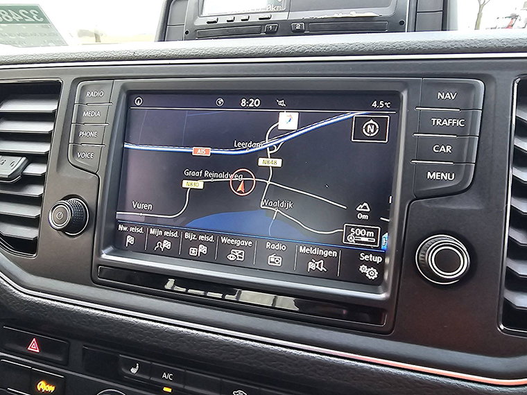 Vehicle Image 11