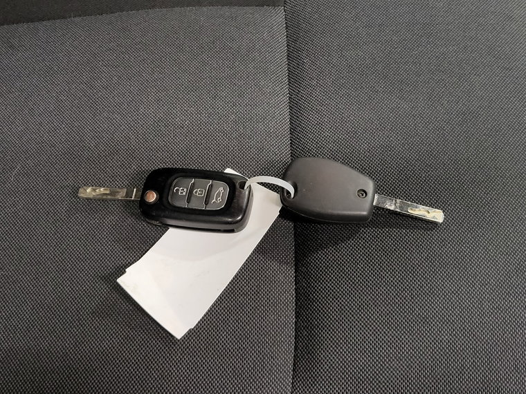 Vehicle Image 19