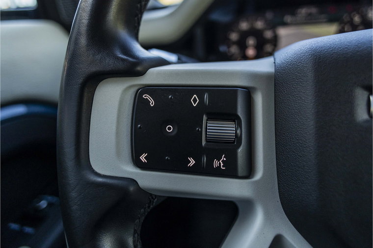 Vehicle Image 36