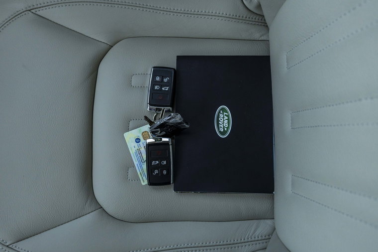 Vehicle Image 40