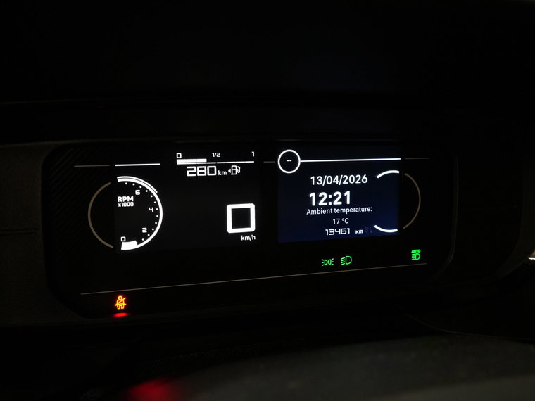 Vehicle Image 18