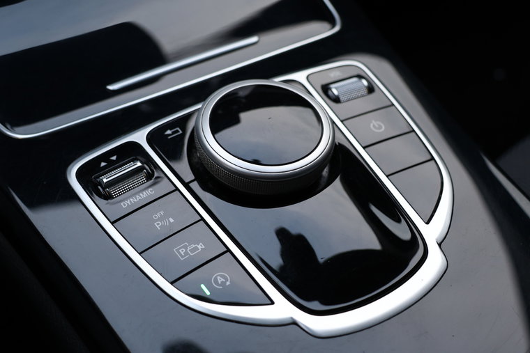 Vehicle Image 19