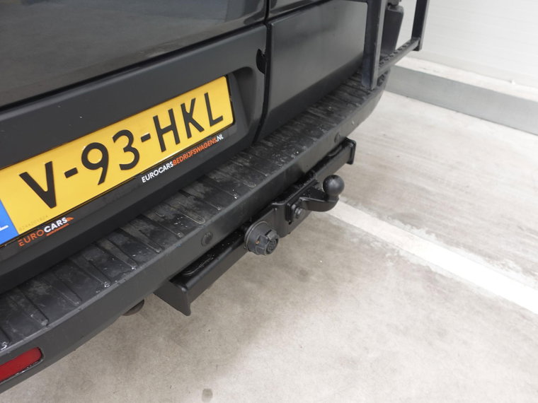 Vehicle Image 29