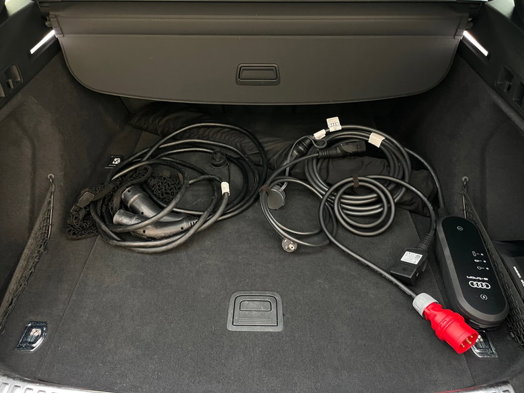 Vehicle Image 38