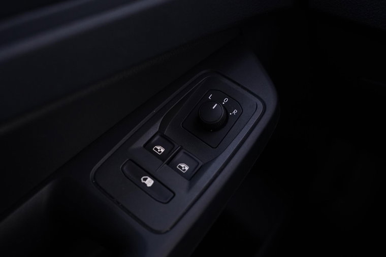 Vehicle Image 54