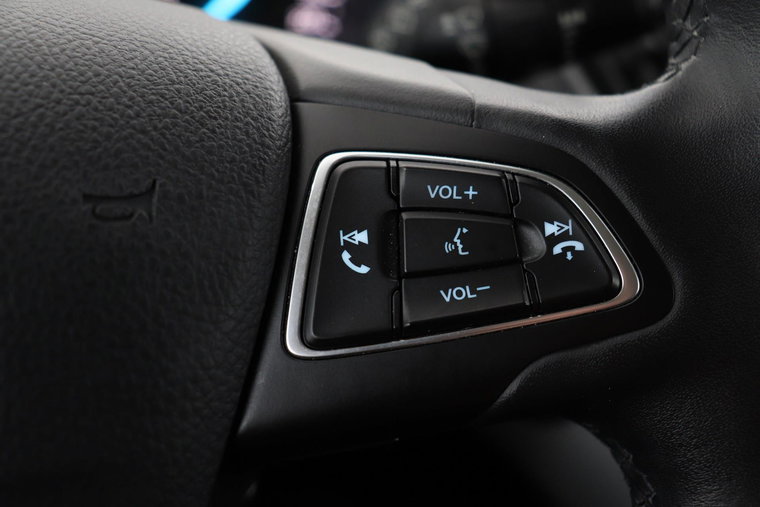 Vehicle Image 26