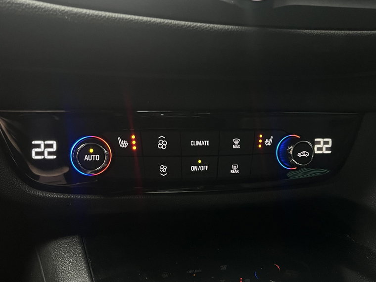 Vehicle Image 26