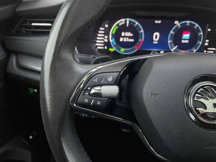 Vehicle Image 38