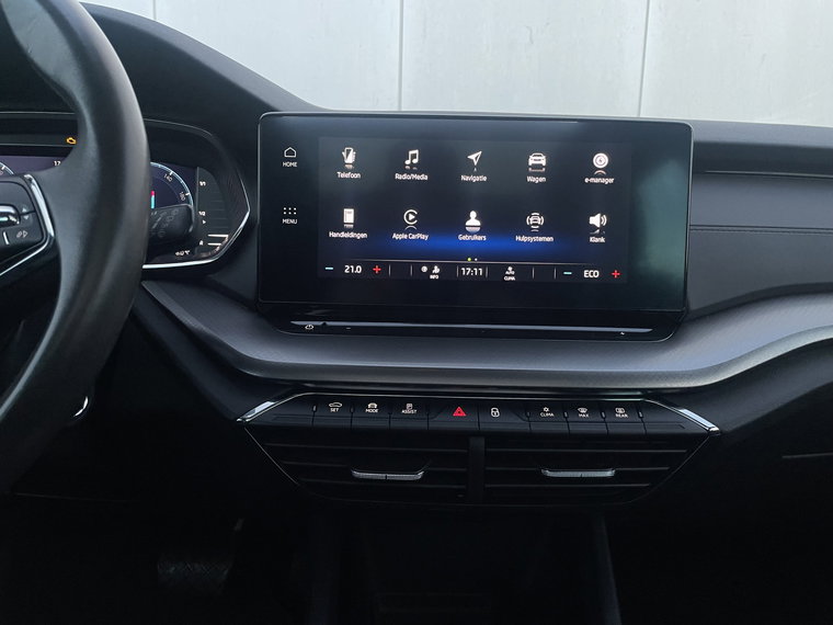 Vehicle Image 41