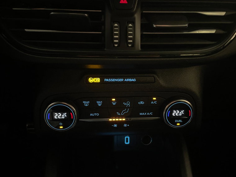 Vehicle Image 33