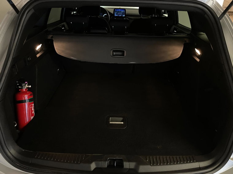 Vehicle Image 41