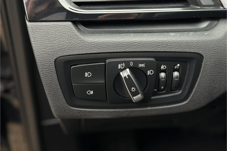 Vehicle Image 42