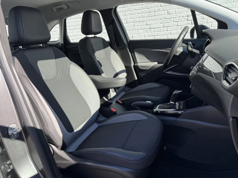 Vehicle Image 37