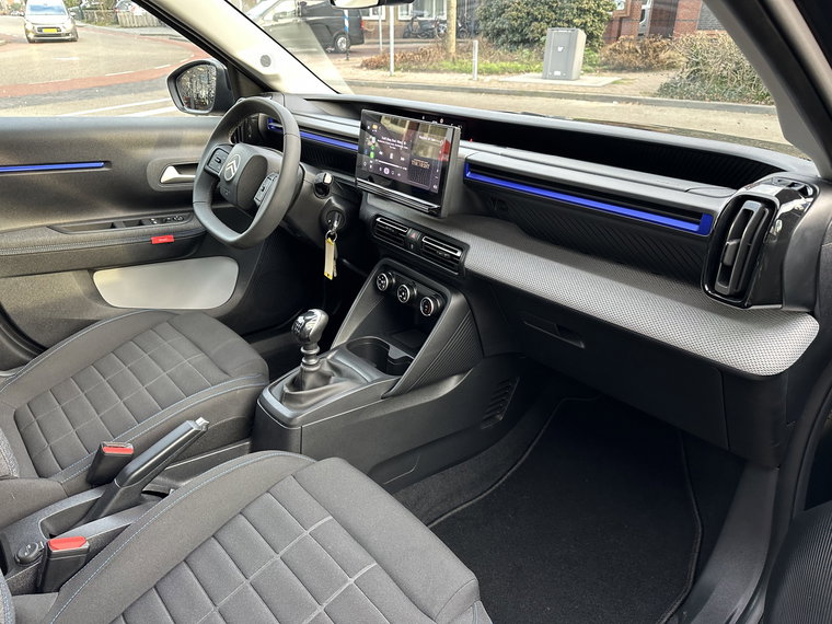 Vehicle Image 26