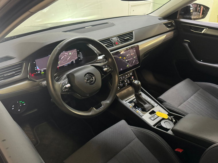 Vehicle Image 31