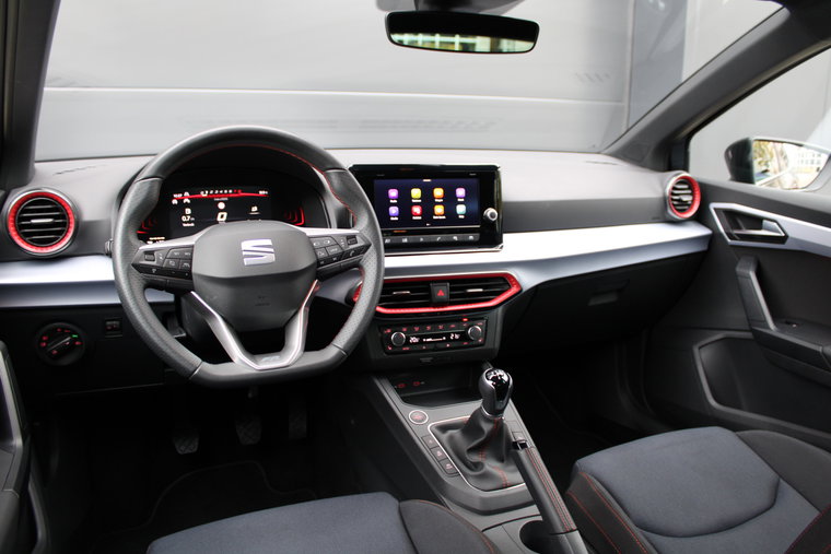 Vehicle Image 14