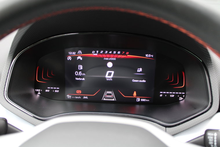 Vehicle Image 23