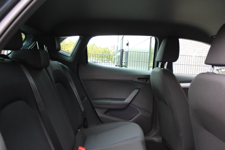 Vehicle Image 33
