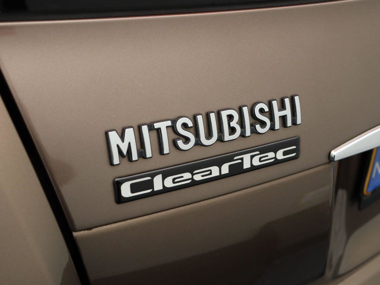 Vehicle Image 38