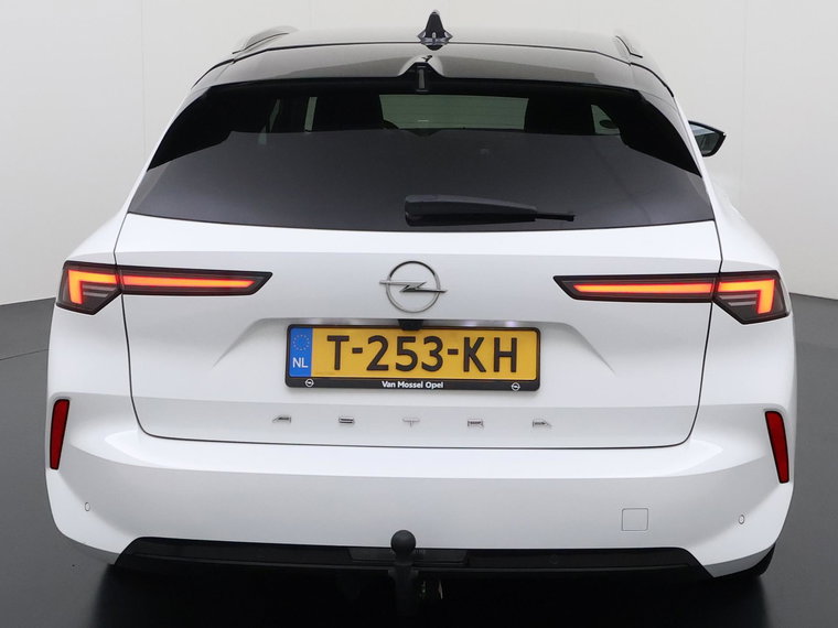Vehicle Image 38