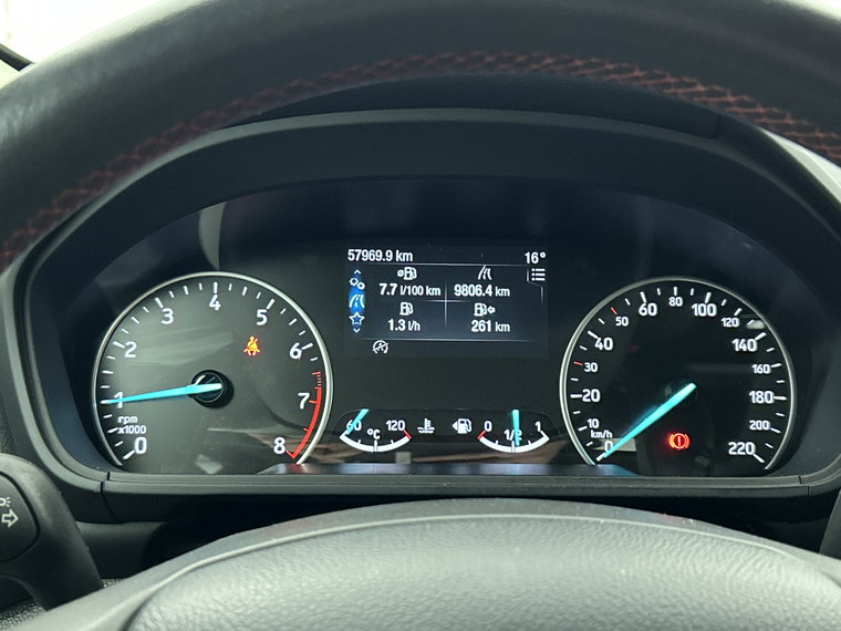Vehicle Image 16