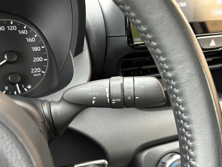 Vehicle Image 26