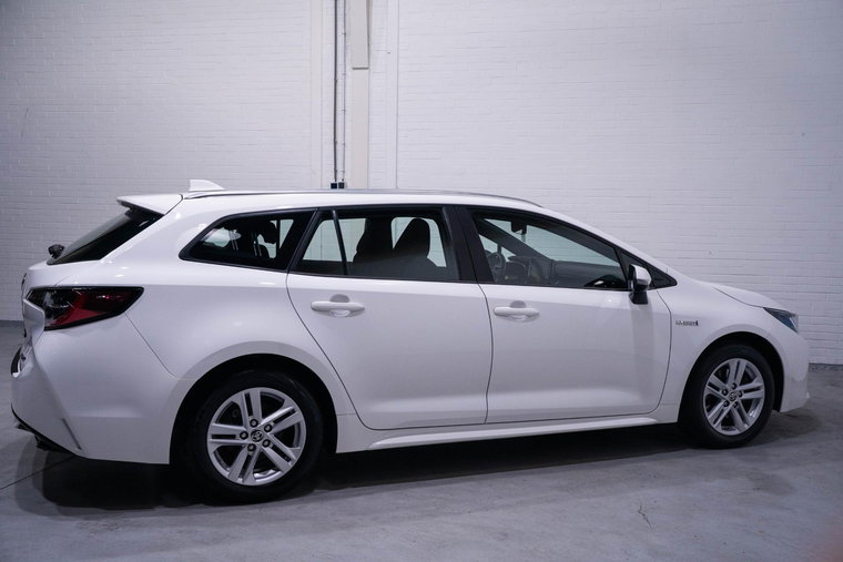 Vehicle Image 8