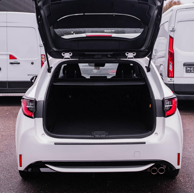 Vehicle Image 10