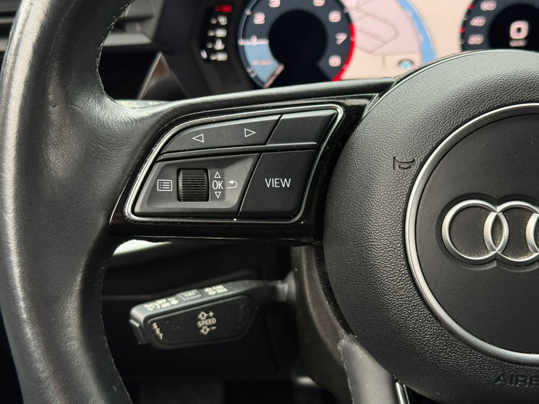 Vehicle Image 24