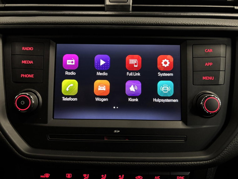 Vehicle Image 16