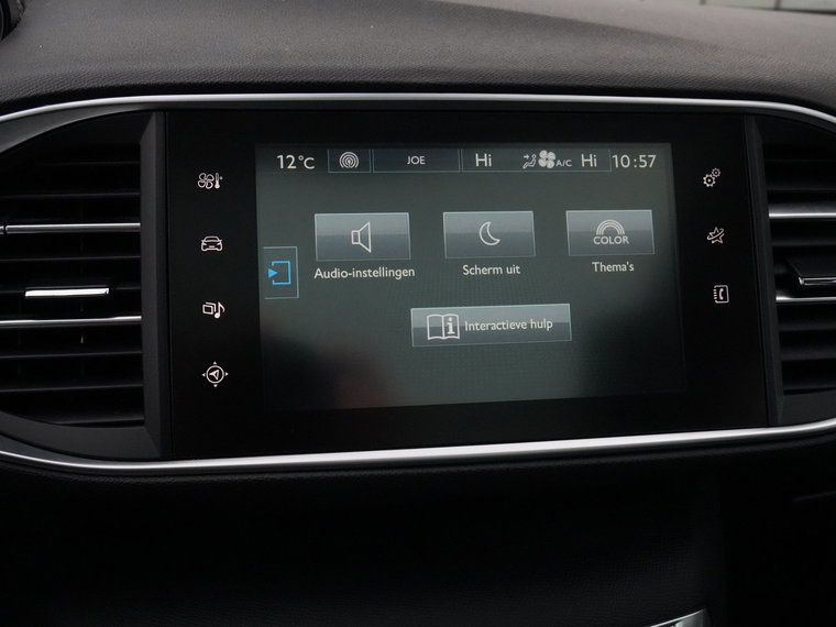 Vehicle Image 36