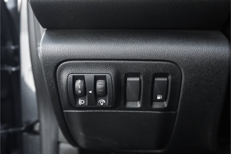 Vehicle Image 33