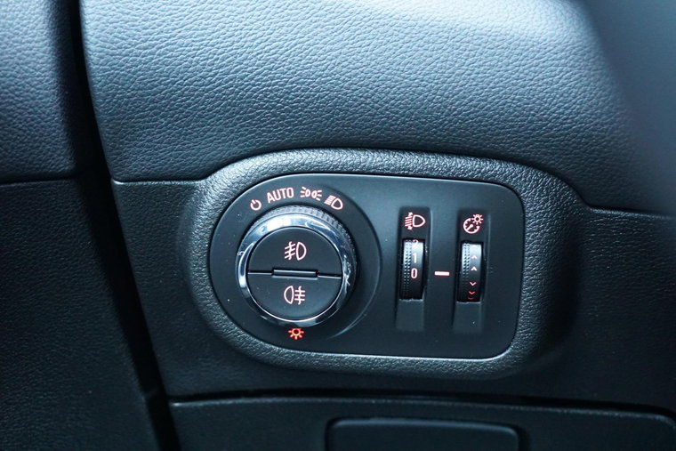 Vehicle Image 27
