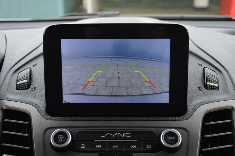 Vehicle Image 13