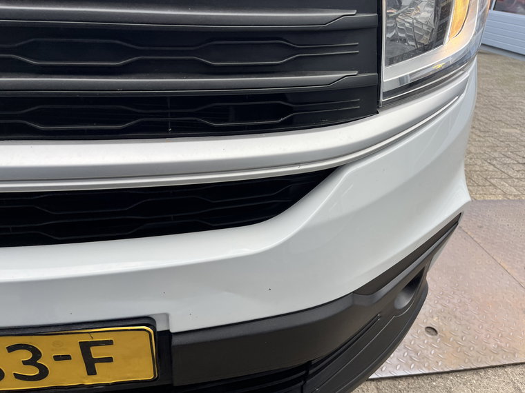 Vehicle Image 45