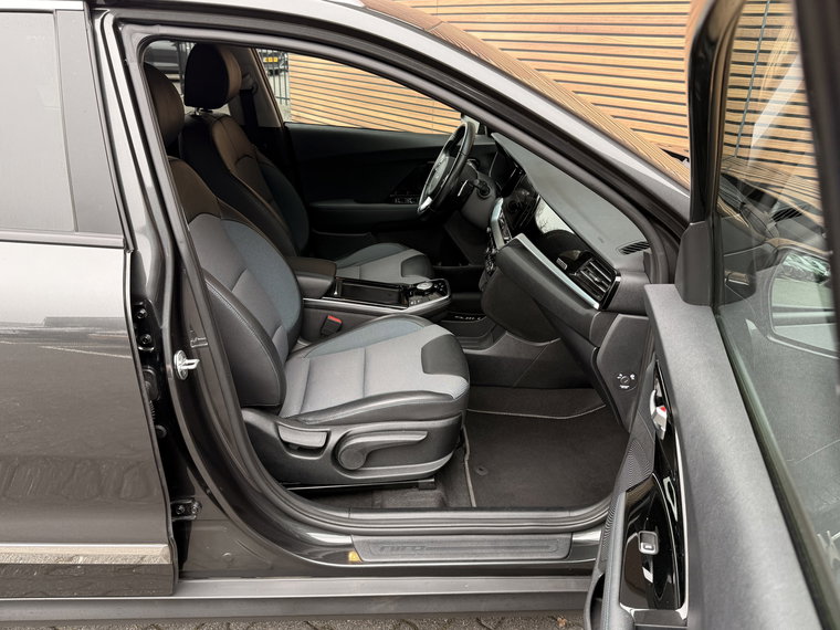 Vehicle Image 45