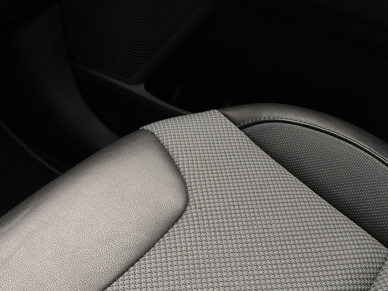 Vehicle Image 49