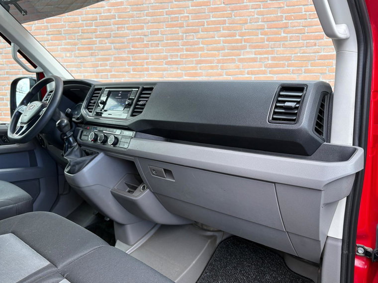 Vehicle Image 23