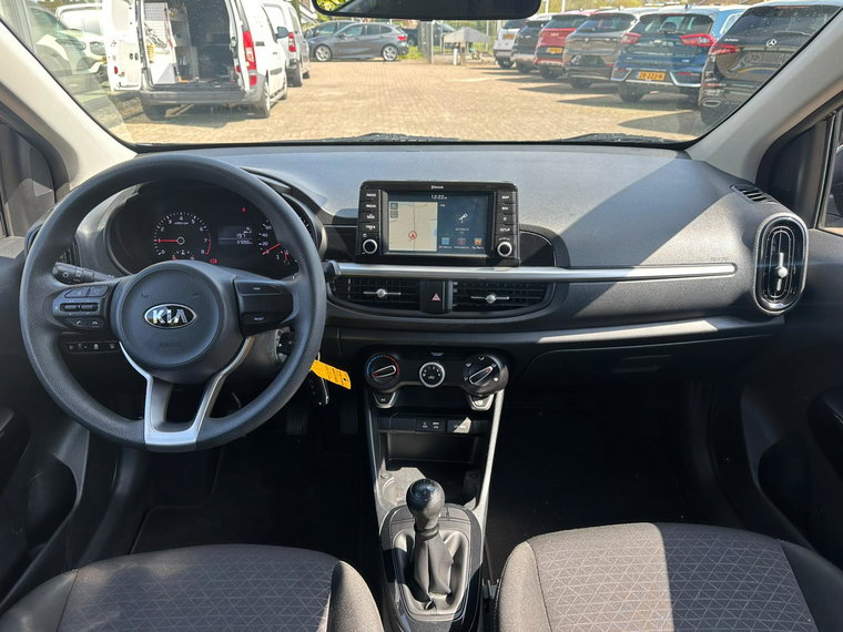 Vehicle Image 12