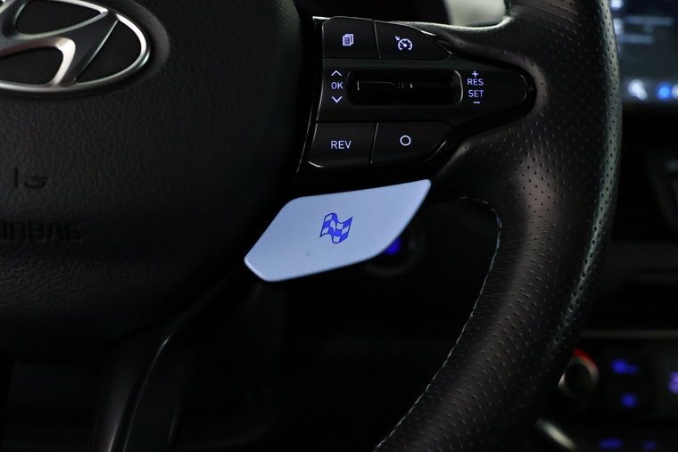 Vehicle Image 24